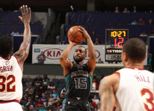 进行体能训 进行体能训